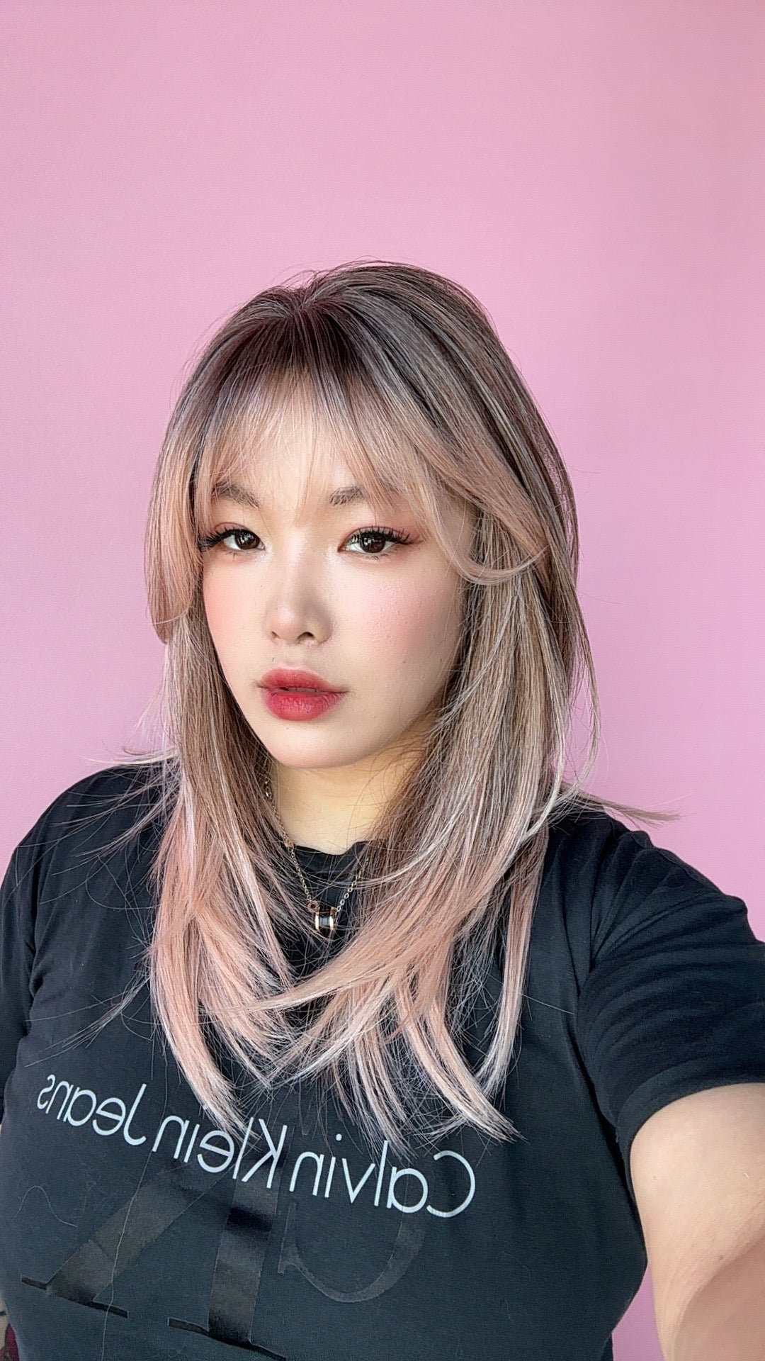 JBEXTENSION 20 Inches Scalpiana Apricot Wolf Cut 3.5X4 Hard Silky Top Natural Scalp Effect Wig With Bangs LILA APRICOT Alexwigs