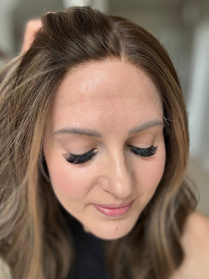 18" Mia LOB Comfort Cap Lace Top Wig (M) (FINAL SALE) Alexwigs