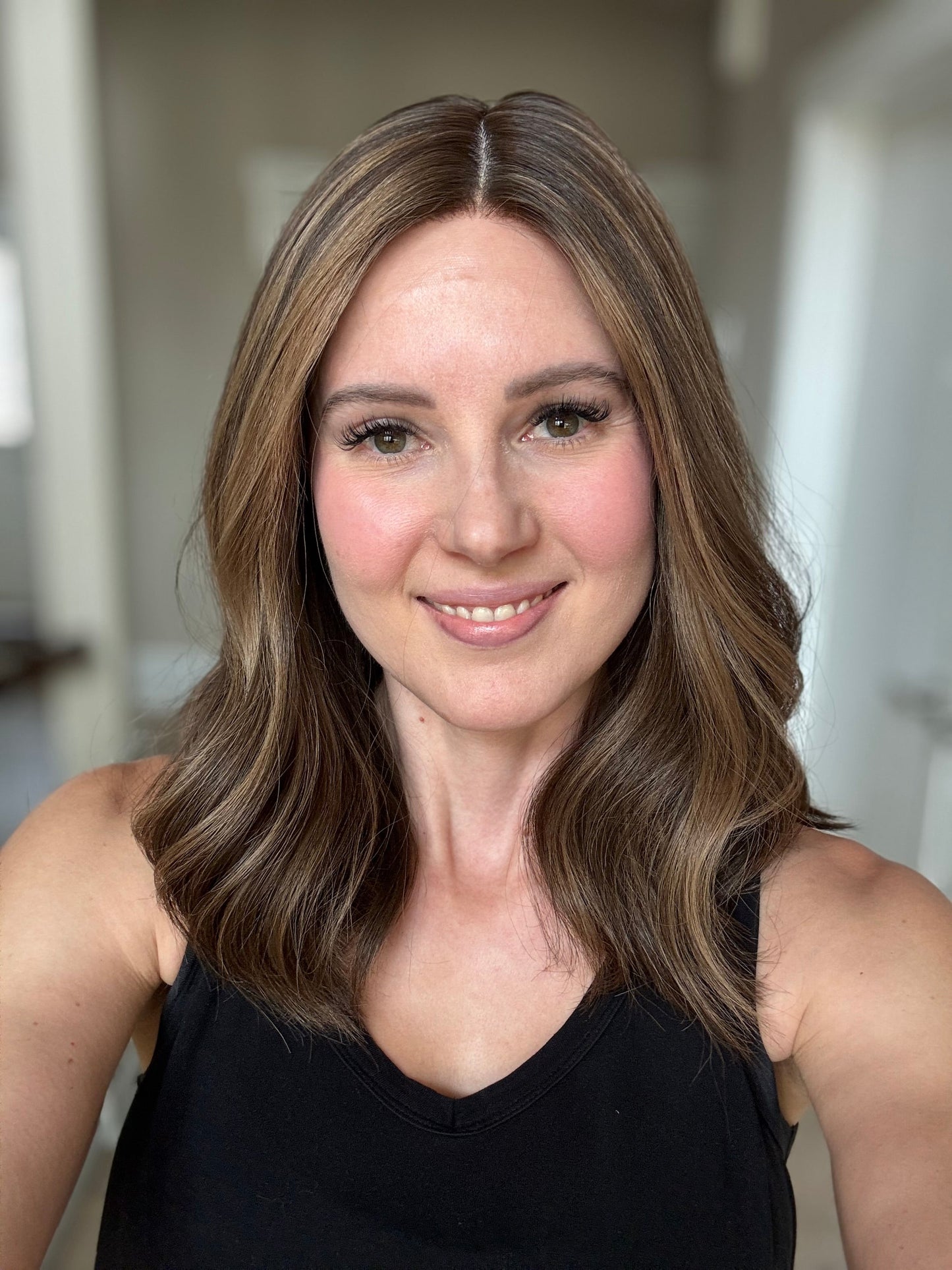 18" Penelope Comfort Cap Silk Top Wig (M) Alexwigs