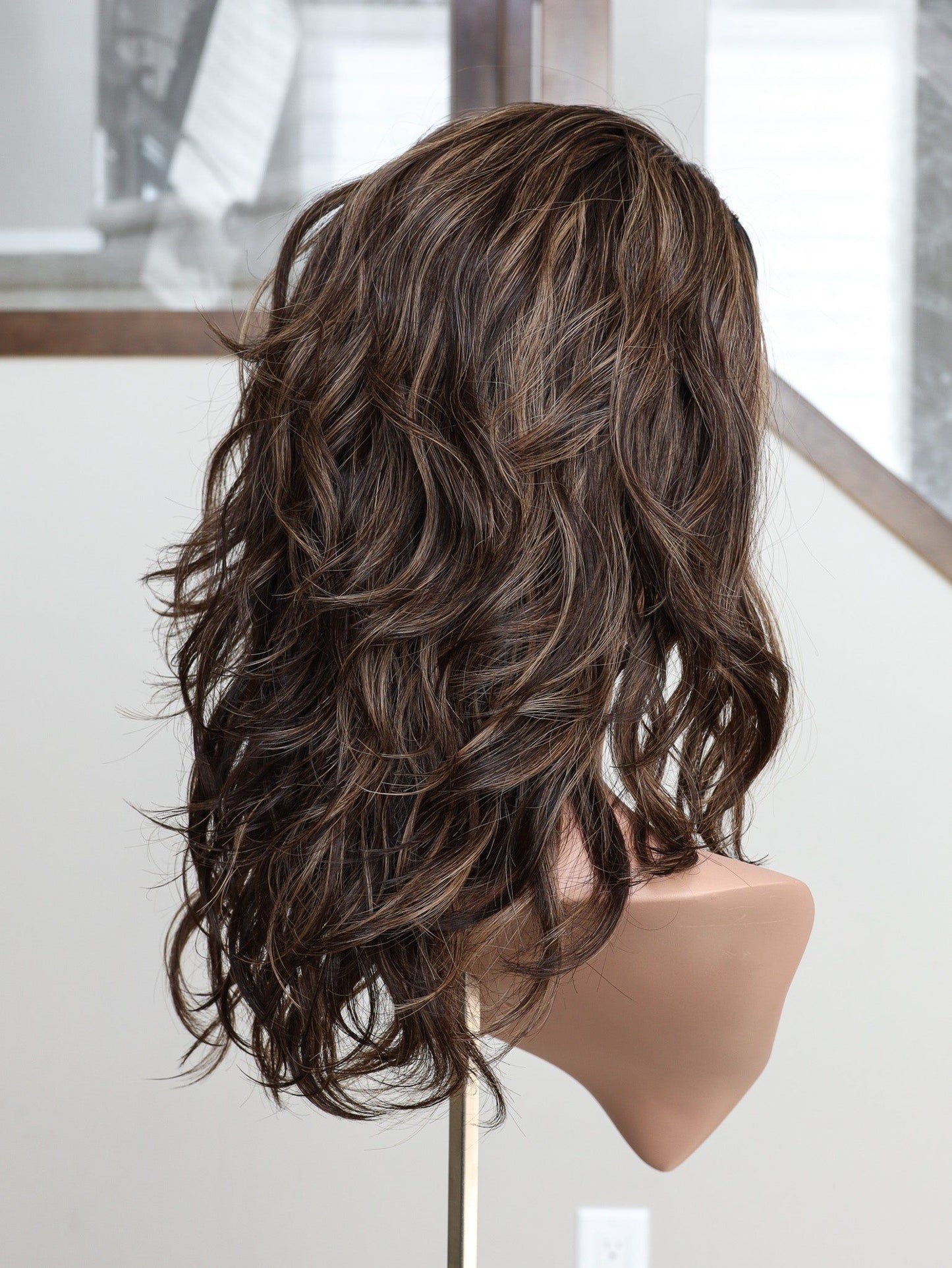 20" Jennifer Wavy Bandfall Active Wig (M) Alexwigs