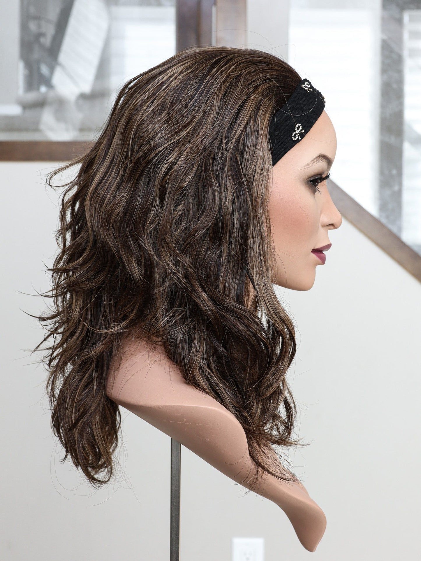 20" Jennifer Wavy Bandfall Active Wig (M) Alexwigs