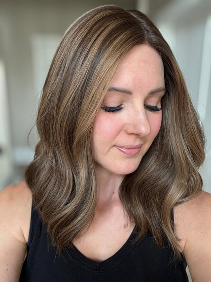 18" Penelope Comfort Cap Silk Top Wig (S) Alexwigs