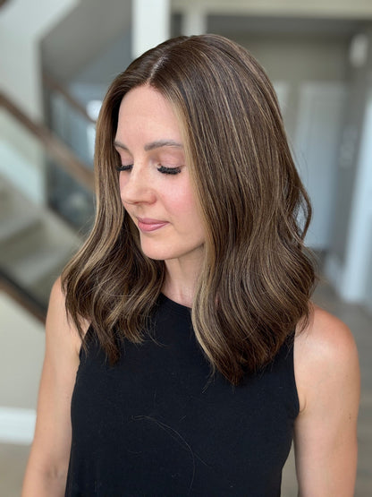 18" Mia LOB Comfort Cap Silk Top Wig (S) Alexwigs