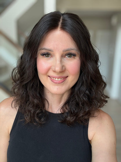 16" Mira Wavy Luxury Cap Lace Top Wig (S) Alexwigs