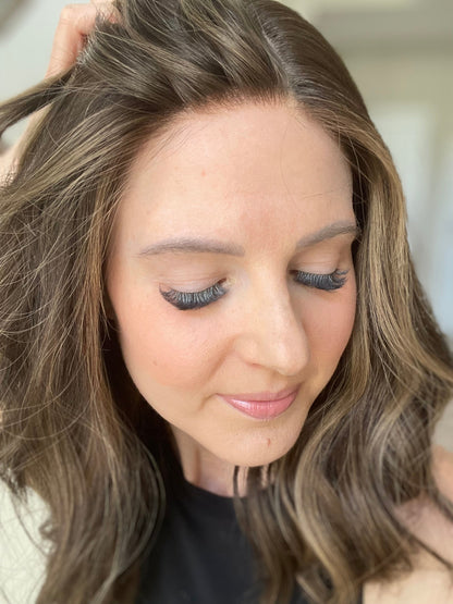 18" Mia Lob Comfort Cap Silk Top Wig (S) Alexwigs