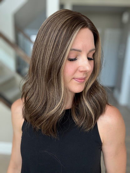 18" Mia LOB Comfort Cap Silk Top Wig (S) Alexwigs