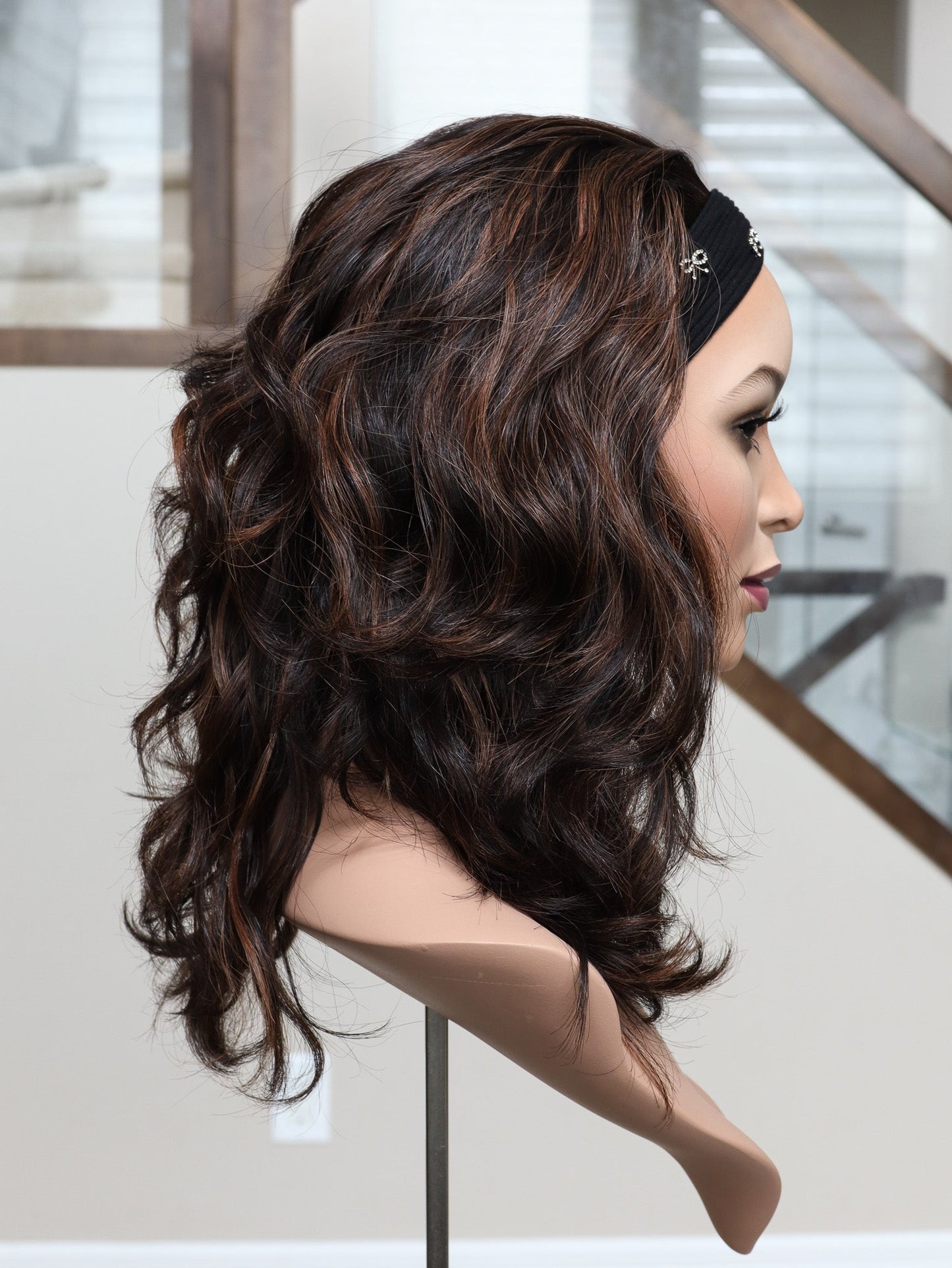 20" Carissa Wavy Bandfall Active Wig (S) (FINAL SALE) Alexwigs