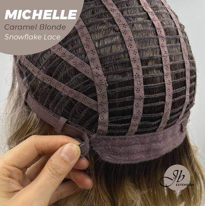 [PRE-ORDER] JBEXTENSION 10 Inches Caramel Blonde Pre-Cut Side Part Snowflake Lace Frontlace Glueless Wig MICHELLE CARAMEL BLONDE【BENDY EAR TABS】- S/M Alexwigs