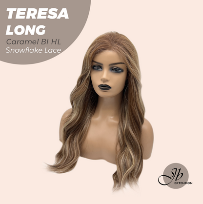 [PRE-ORDER] JBEXTENSION 22 Inches Long Caramel Blonde Highlight Pre-Cut Snowflake Lace Frontlace Glueless Wig TERESA LONG CARAMEL BLONDE HIGHLIGHT【PERMATEASE】【BENDY EAR TABS】 Alexwigs