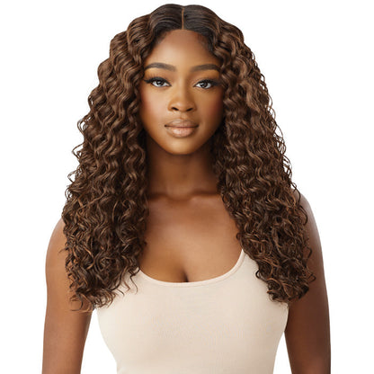 Outre Wet & Wavy HD Lace Front Wig - YASHA Alexwigs