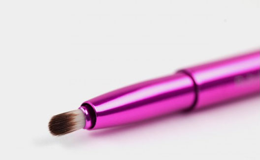 Rk By Kiss RETRACTABLE LIP BRUSH Alexwigs